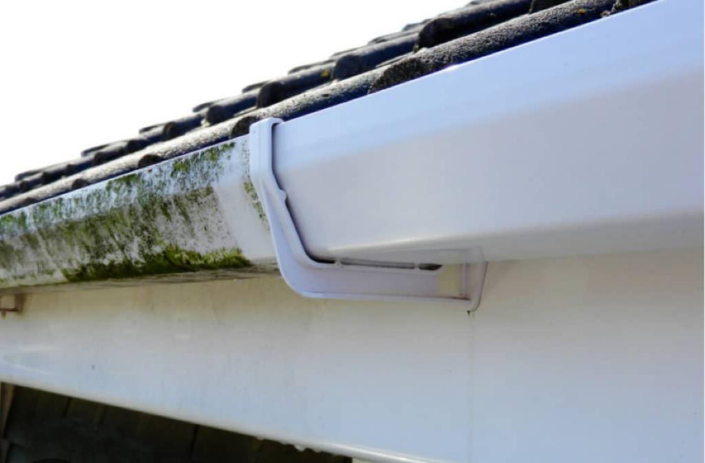 Picture of after clean, soffit and gutter